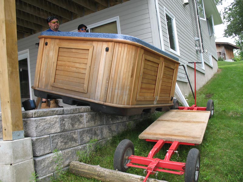 Moving & Setup Tub & Deck Tech